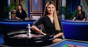 Antarmuka aplikasi mobile online slots dengan Live Blackjack dan kontrol permainan